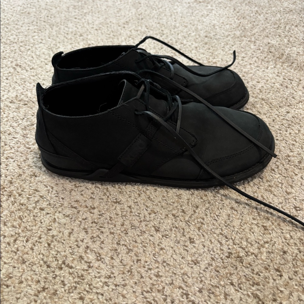 Xero shoes - mens 10.5 black dress/casual shoes - like new